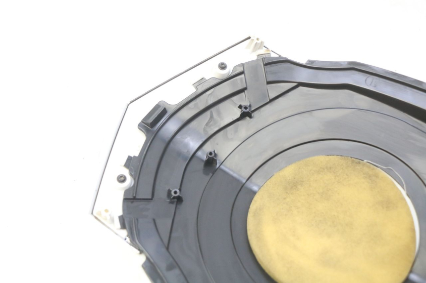 photo de BOVENSTE VOORZIJDE PEUGEOT E-VIVACITY 1 (2012 - 2018) - Zoom op gebruiksstaat