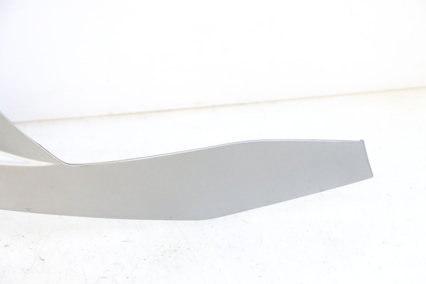 photo de BOVENSTE VOORZIJDE PIAGGIO MP3 LT 300 (2010 - 2016) - Bevestigingspunten