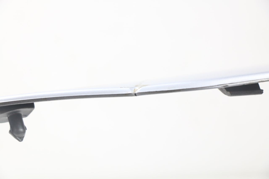 photo de BOVENSTE VOORZIJDE PIAGGIO MP3 125 (2006 - 2014) - Zoom op gebruiksstaat