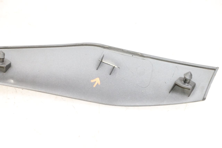 photo de BOVENSTE VOORZIJDE PIAGGIO MP3 500 (2011 - 2015) - Zoom op gebruiksstaat