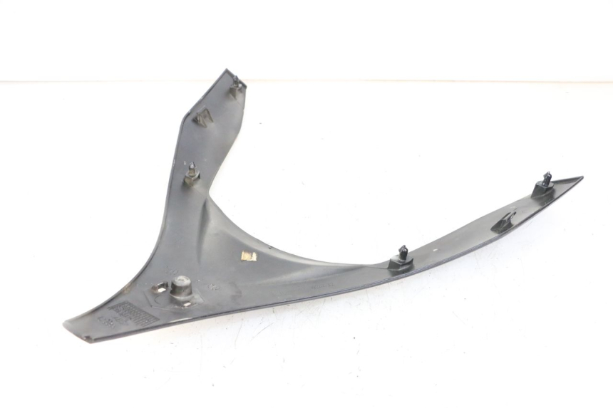 photo de BOVENSTE VOORZIJDE PIAGGIO MP3 500 (2011 - 2015) - Bevestigingspunten