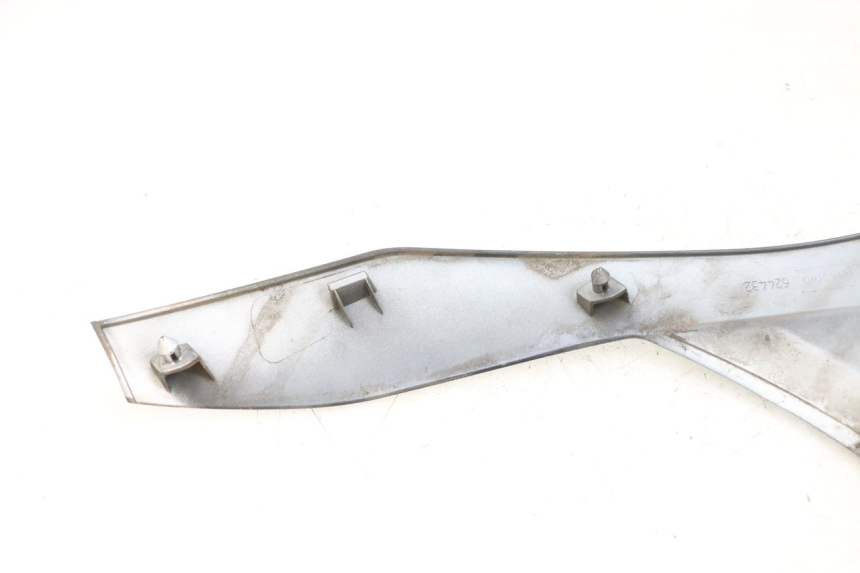 photo de BOVENSTE VOORZIJDE PIAGGIO MP3 125 (2006 - 2014) - Andere kijkhoek