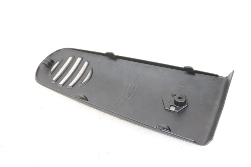 photo de BOVENSTE VOORZIJDE PIAGGIO VESPA GRANTURISMO 200 (2004 - 2005) - Detail van het onderdeel