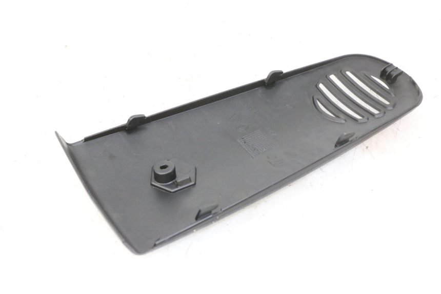 photo de BOVENSTE VOORZIJDE PIAGGIO VESPA GRANTURISMO 200 (2004 - 2005) - Zoom op gebruiksstaat