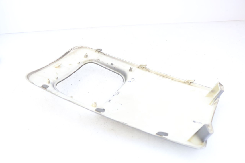 photo de BOVENSTE VOORZIJDE LVNENG S5 1 (2019 - 2023) - Zoom op gebruiksstaat