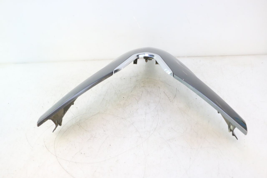 photo de BOVENSTE VOORZIJDE PEUGEOT SATELIS 125 (2013 - 2018) - Focus op structuur