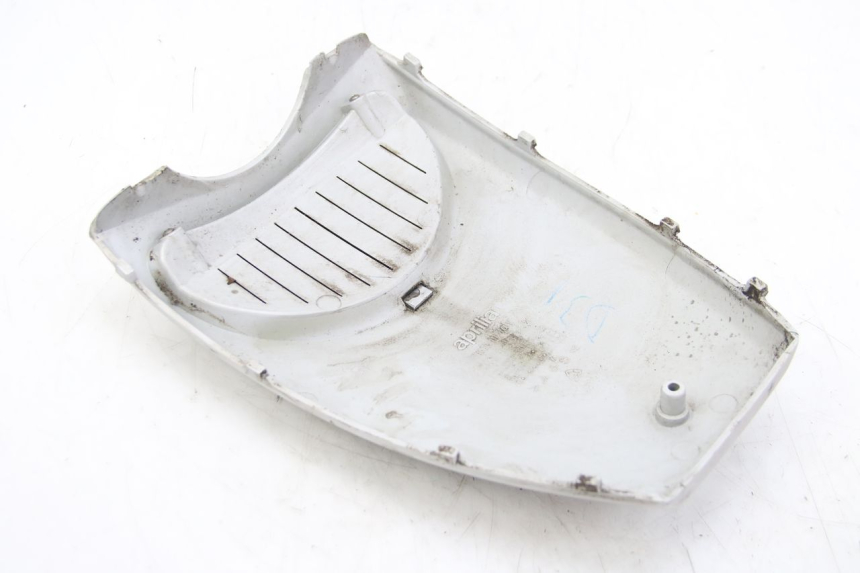 photo de BOVENSTE VOORZIJDE APRILIA SCARABEO 4T 50 (2009 - 2017) - Staat van het oppervlak