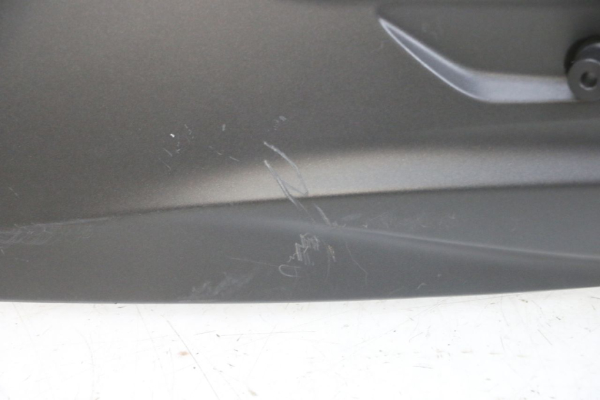 photo de BOVENSTE VOORZIJDE YAMAHA TRICITY 300 (2020 - 2024) - Markeringen en referenties