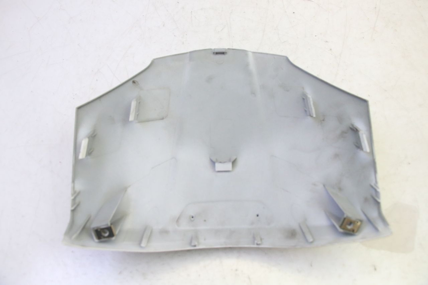 photo de BOVENSTE VOORZIJDE PEUGEOT TWEET PRO EFI 4T 50 (2021 - 2022) - Bevestigingspunten