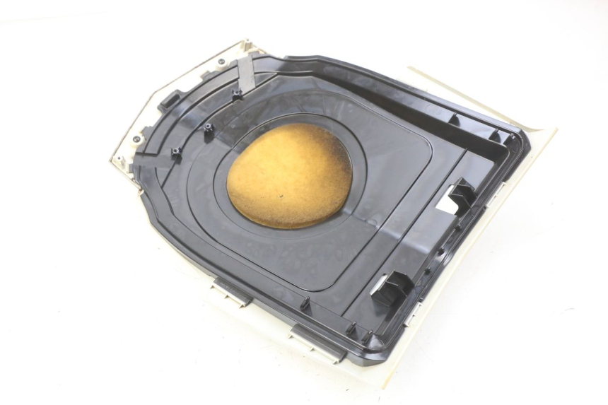 photo de BOVENSTE VOORZIJDE PEUGEOT VIVACITY NEW 4T 50 (2008 - 2017) - Detail van het onderdeel