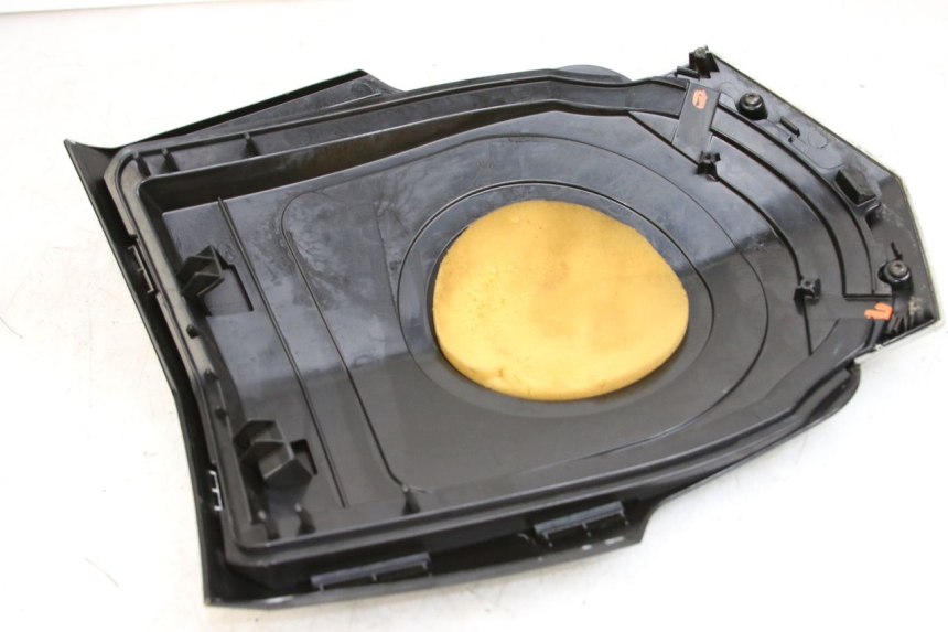 photo de BOVENSTE VOORZIJDE PEUGEOT VIVACITY 125 (2010 - 2017) - Detail van het onderdeel