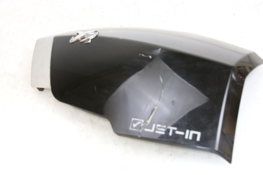 photo de BOVENSTE VOORZIJDE PEUGEOT VIVACITY 125 (2010 - 2017) - Bevestigingspunten