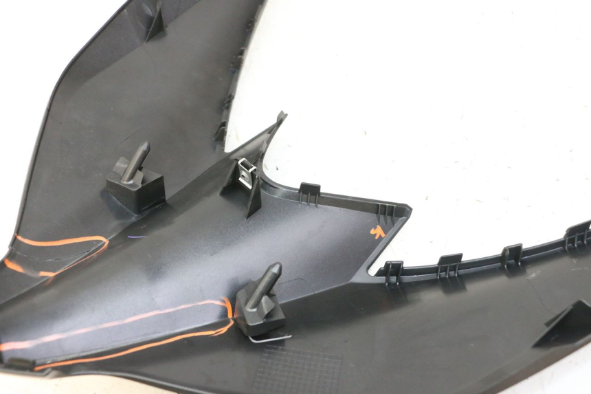 photo de BOVENSTE VOORZIJDE YAMAHA XMAX X-MAX 125 (2021 - 2025) - Technische close-up