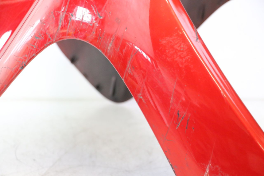 photo de VOORZIJDE YAMAHA YP MAJESTY 125 (1998 - 2001) - Focus op structuur
