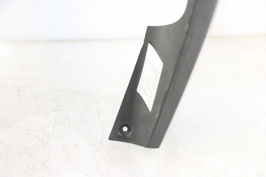 photo de VOORZIJDE YAMAHA YP MAJESTY 125 (2007 - 2010) - Focus op structuur