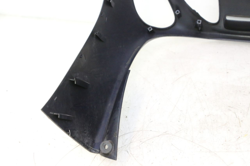 photo de VOORZIJDE YAMAHA YP MAJESTY 125 (2002 - 2006) - Bevestigingspunten