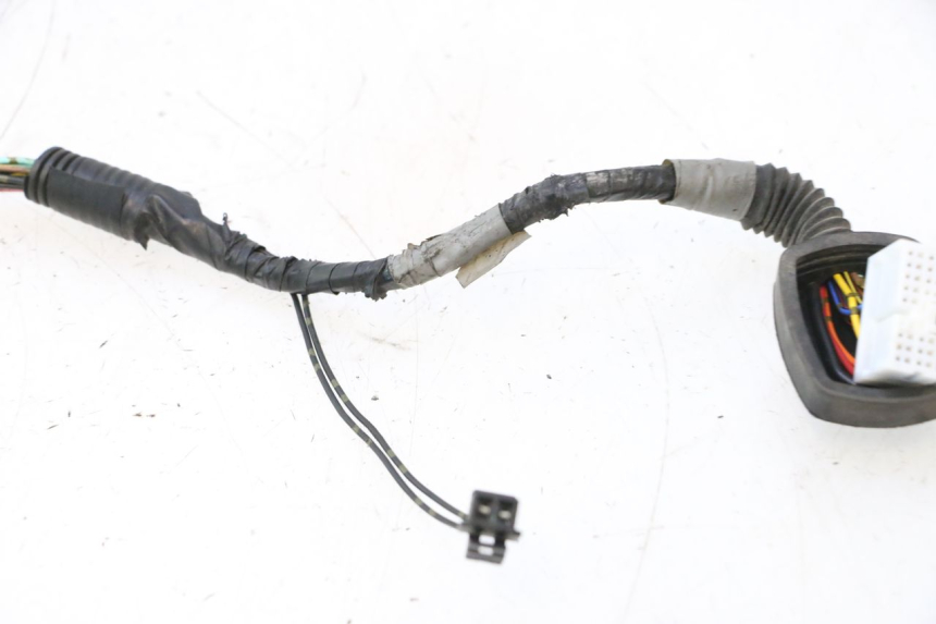 photo de TELDRAADTEL SUZUKI GSR 600 (2005 - 2012) - Andere kijkhoek