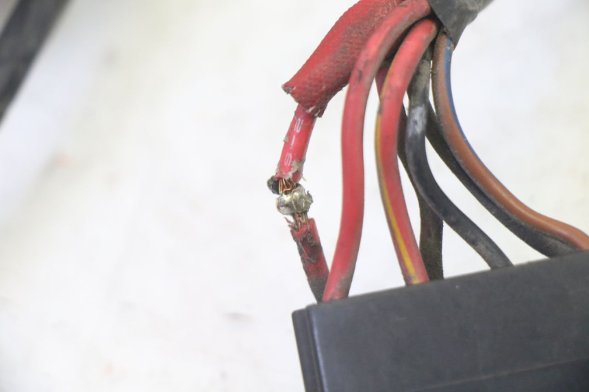 photo de KABELBOOM KYMCO GRAND DINK 125 (2002 - 2007) - Bevestigingspunten