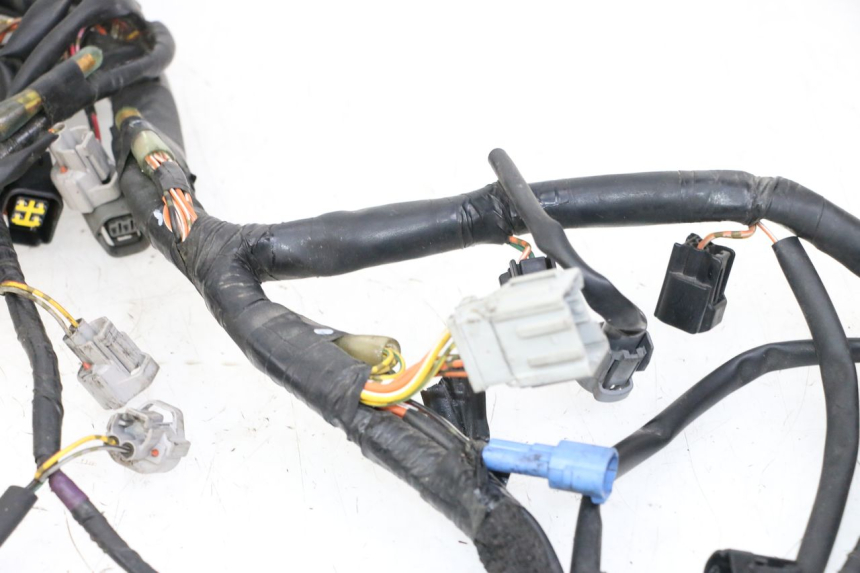 photo de KABELBOOM SUZUKI GSR 750 (2011 - 2017) - Zoom op componenten