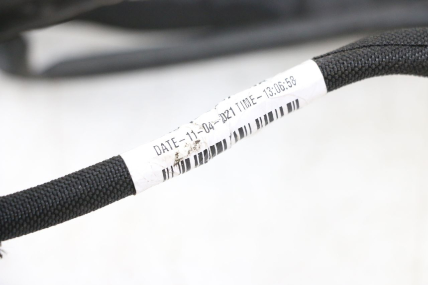 photo de KABELBOOM HUSQVARNA SVARTPILEN 401 (2018 - 2023) - Andere kijkhoek