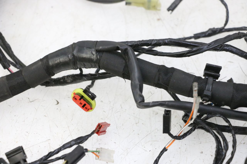 photo de KABELBOOM PIAGGIO MP3 HPE 310 (2024 - 2025) - Aanvullende foto