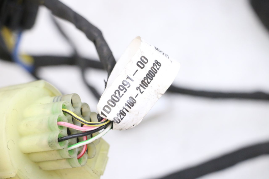 photo de KABELBOOM PIAGGIO MP3 HPE 300 (2019 - 2026) - Markeringen en referenties