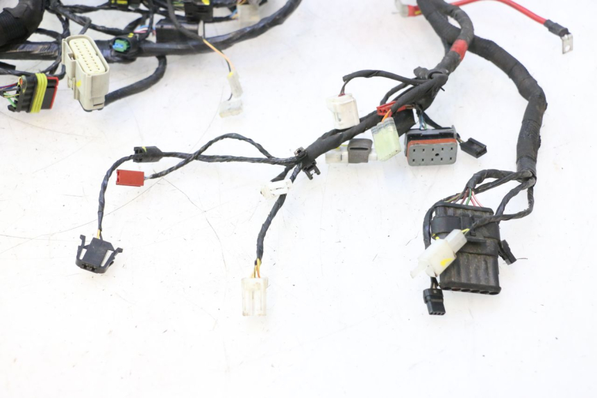 photo de KABELBOOM PIAGGIO MP3 HPE 530 (2022 - 2026) - Zoom op componenten