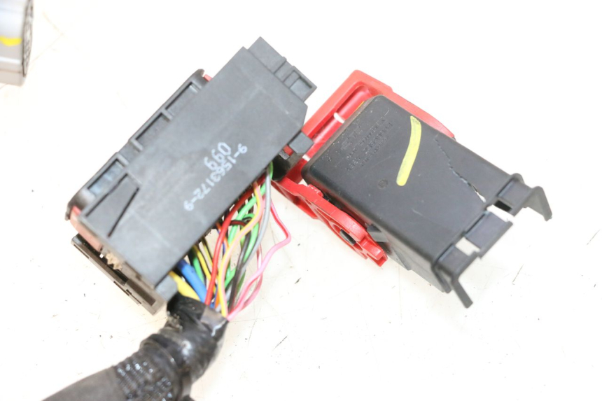photo de KABELBOOM PIAGGIO MP3 HPE 530 (2022 - 2026) - Detailaanzicht