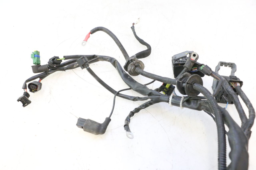 photo de KABELBOOM PIAGGIO MP3 HPE 530 (2022 - 2026) - Overzicht