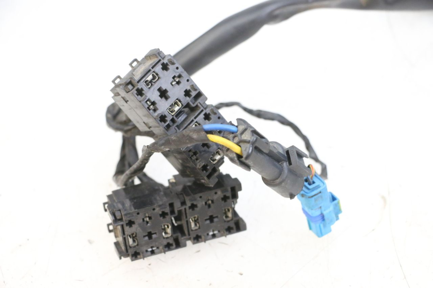 photo de KABELBOOM PIAGGIO MP3 RL 250 (2006 - 2010) - Kenmerkende details