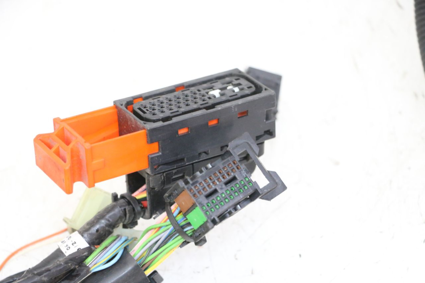 photo de KABELBOOM PEUGEOT SATELIS 125 (2013 - 2018) - Alternatieve hoek