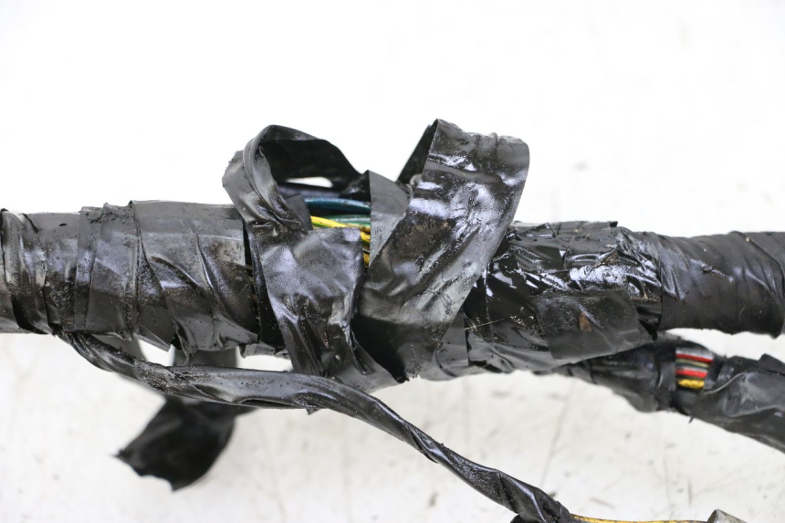 photo de KABELBOOM PEUGEOT SATELIS COMPRESSOR K15 125 (2006 - 2009) - Technische close-up