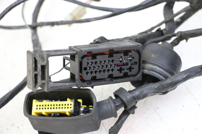 photo de KABELBOOM PEUGEOT SATELIS COMPRESSOR K15 125 (2006 - 2009) - Bevestigingspunten