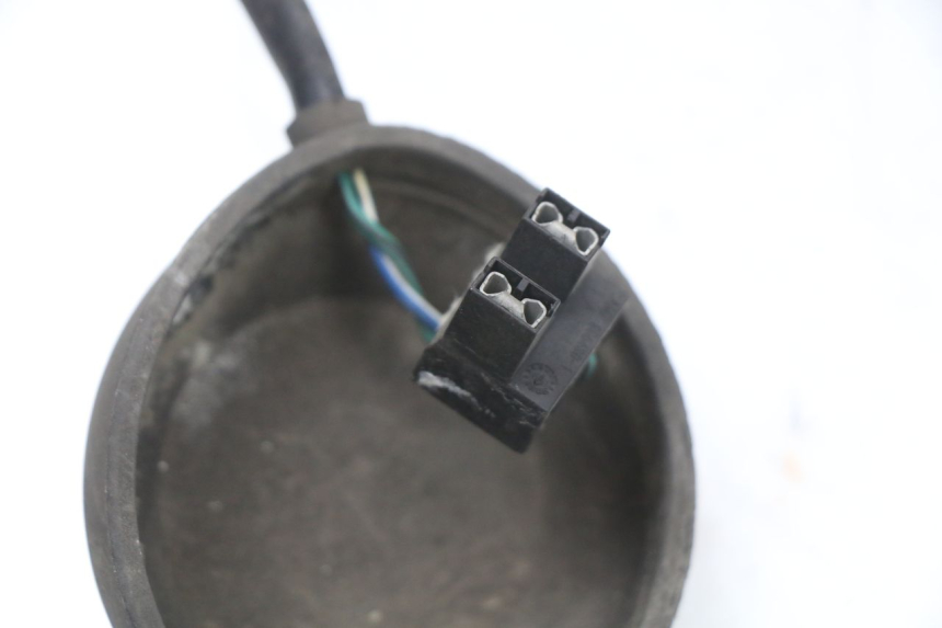 photo de KOPLAMPKABELBOOM HONDA FES S-WING SWING ABS 125 (2007 - 2015) - Bevestigingspunten