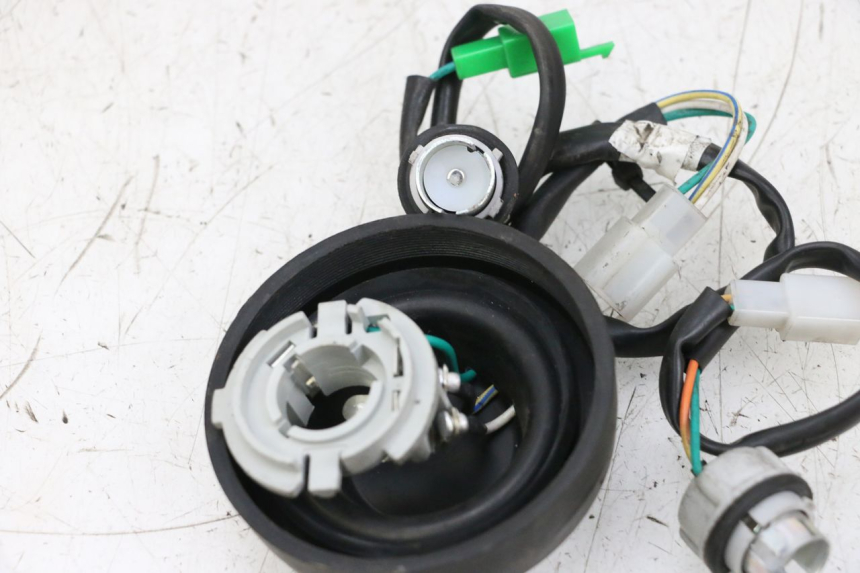 photo de KOPLAMPKABELBOOM PEUGEOT KISBEE 4T 50 (2018 - 2022) - Zoom op gebruiksstaat