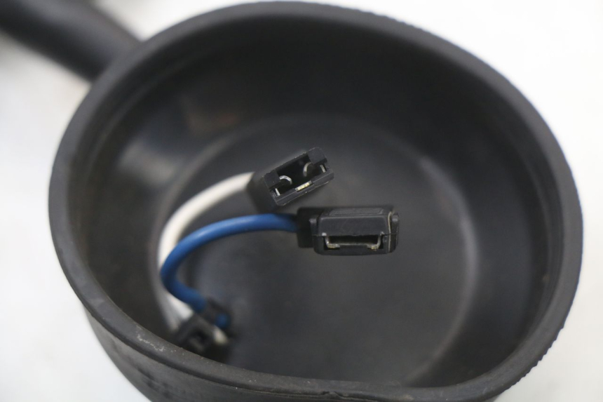 photo de KOPLAMPKABELBOOM MOTO GUZZI NORGE 8V GT 1200 (2011 - 2016) - Bevestigingspunten