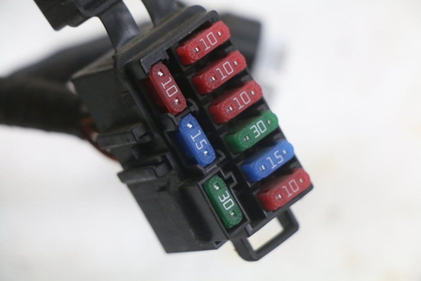 photo de KABELBOOM SUZUKI BURGMAN 125 (2018 - 2021) - Bevestigingspunten