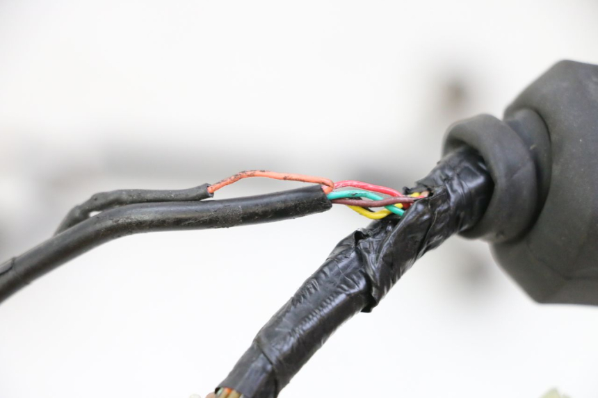 photo de KABELBOOM SUZUKI SV S 650 (2003 - 2009) - Andere kijkhoek