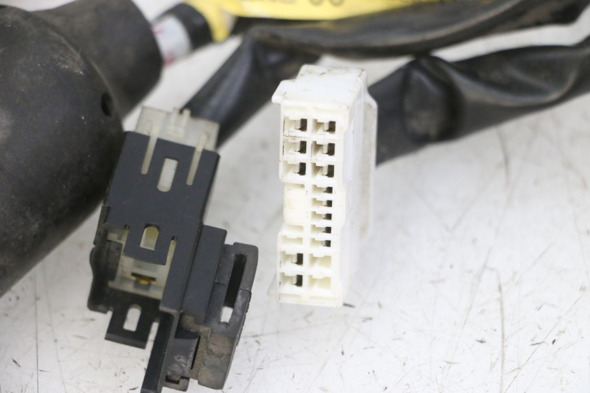 photo de KABELBOOM YAMAHA XJ6 ABS 600 (2008 - 2016) - Technische close-up