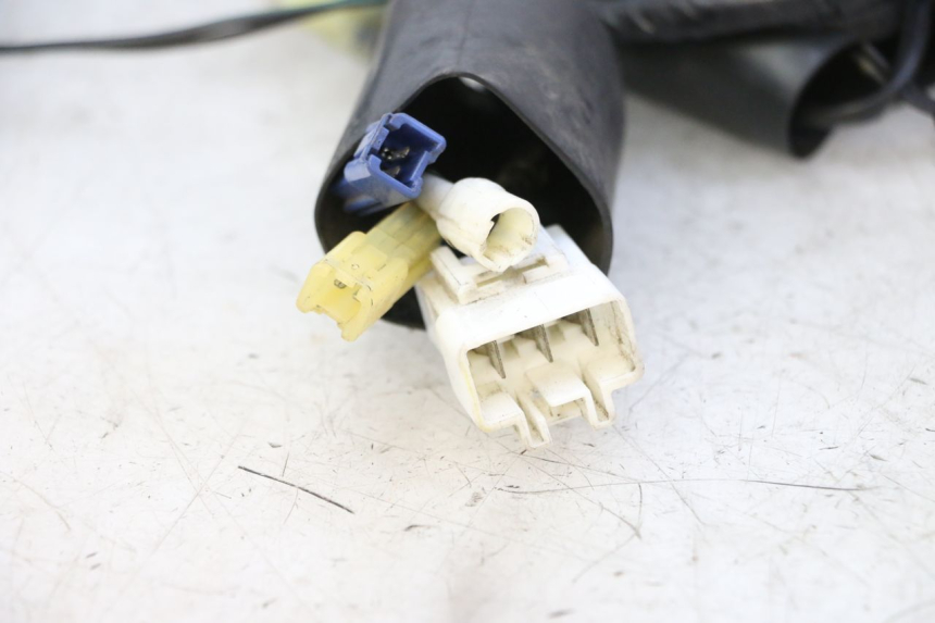 photo de KABELBOOM YAMAHA XJ6 ABS 600 (2008 - 2016) - Zoom op componenten