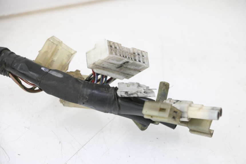 photo de KABELBOOM YAMAHA FZ6 FAZER S2 600 (2007 - 2011) - Visuele inspectie