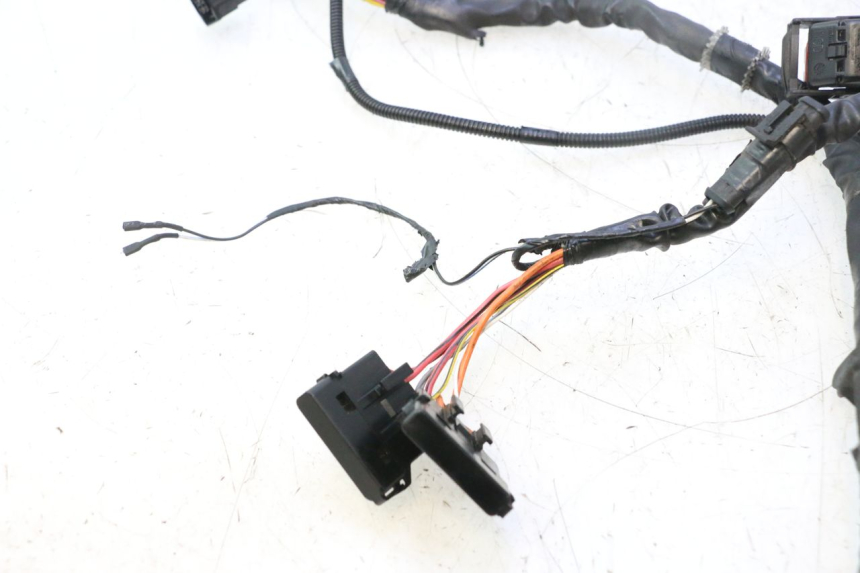 photo de KABELBOOM PIAGGIO ZIP IGET 4T 50 (2021 - 2023) - Bevestigingspunten