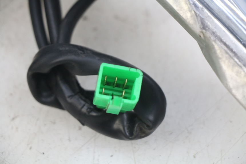 photo de ACHTERLICHT KYMCO AGILITY 16+ 4T 50 (2018 - 2023) - Markeringen en referenties