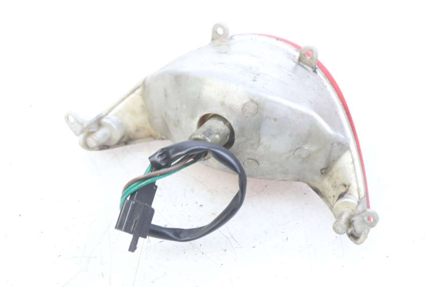 photo de ACHTERLICHT KYMCO AGILITY 4T 50 (2005 - 2018) - Bevestigingspunten