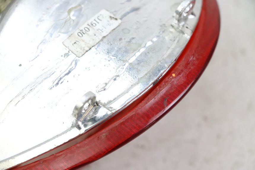 photo de ACHTERLICHT KYMCO AGILITY 4T 50 (2018 - 2022) - Zoom op gebruiksstaat