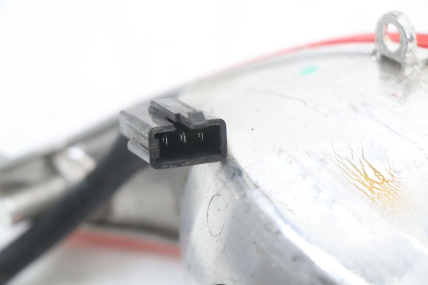 photo de ACHTERLICHT KYMCO AGILITY CARRY 50 (2011 - 2020) - Overzicht