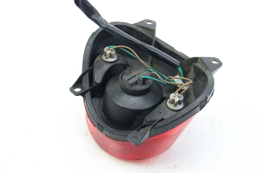 photo de ACHTERLICHT ECCITY ARTELEC 670 1 (2013 - 2017) - Staat van het oppervlak