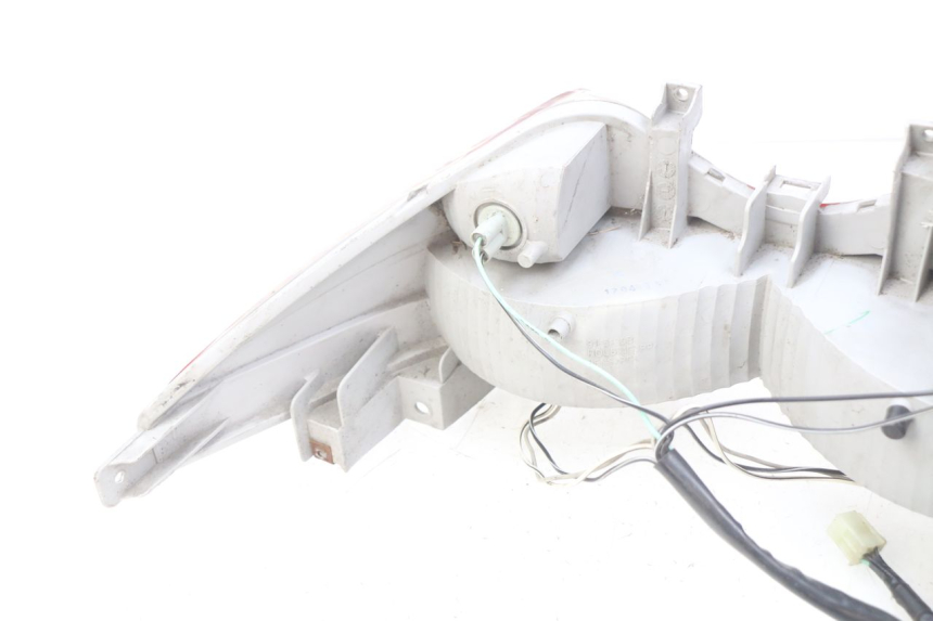 photo de ACHTERLICHT SUZUKI BURGMAN 125 (2007 - 2014) - Andere kijkhoek