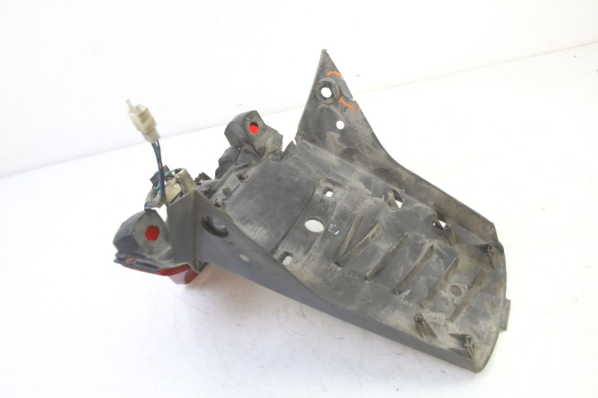 photo de ACHTERLICHT YAMAHA BW'S 100 (1999 - 2002) - Staat van het oppervlak