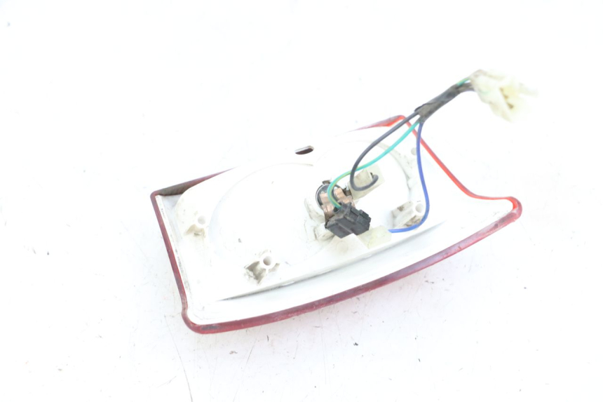 photo de ACHTERLICHT YAMAHA BW'S EASY 50 (2013 - 2016) - Bevestigingspunten